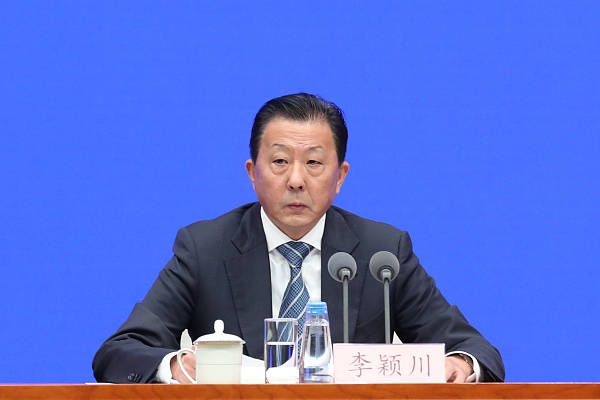 匈牙利头名晋级2024欧洲杯，上届在死亡之组战平法德2024欧洲杯预选赛G组收官，匈牙利8战不败头名出线，将第5次参加欧洲杯正赛。